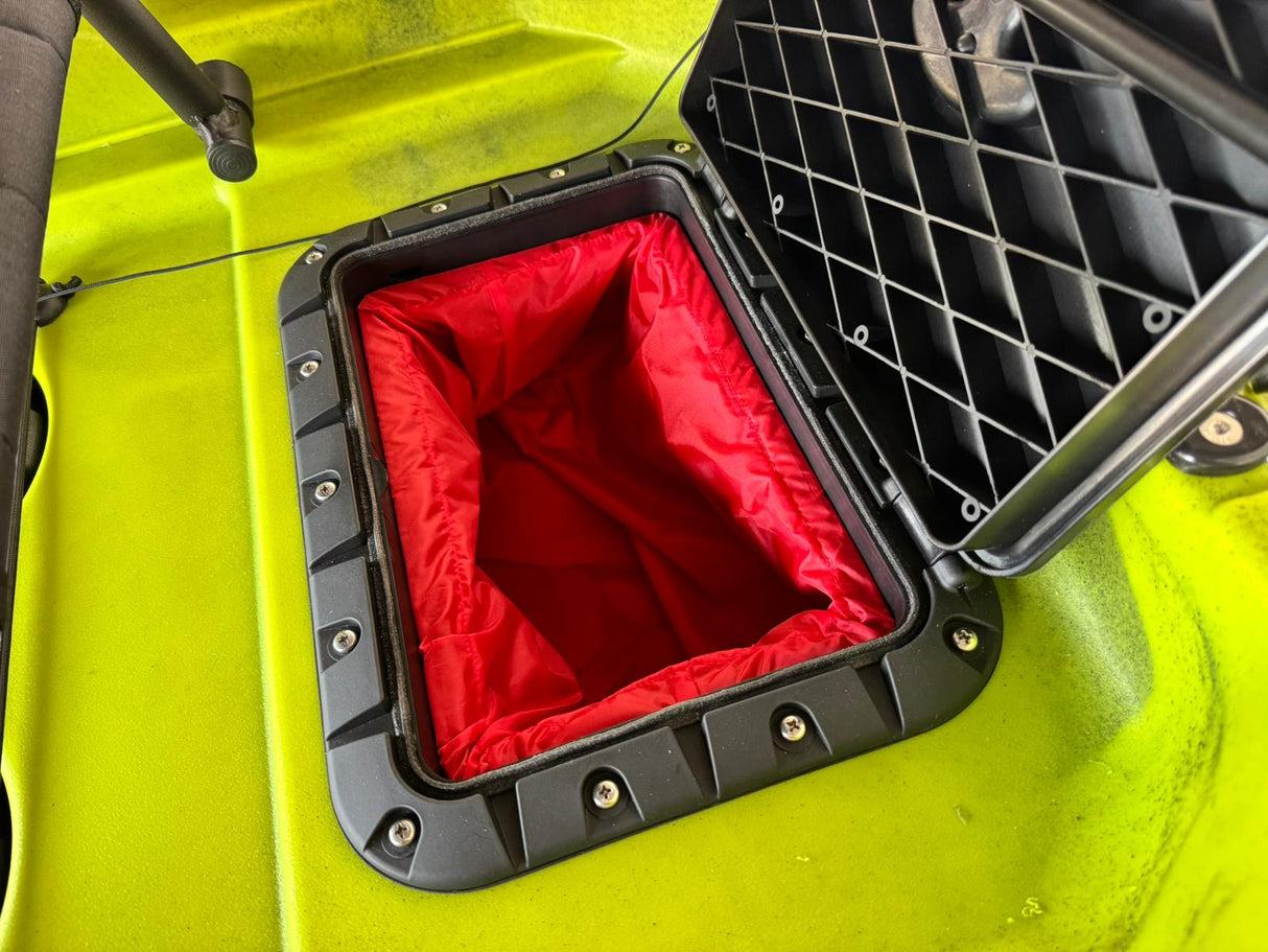 Kit 5cv composto da : Kayak da pesca a pedali Big Mama Triken 330 S divisibile + Garmin Striker vivid 5 + Kit braccetto