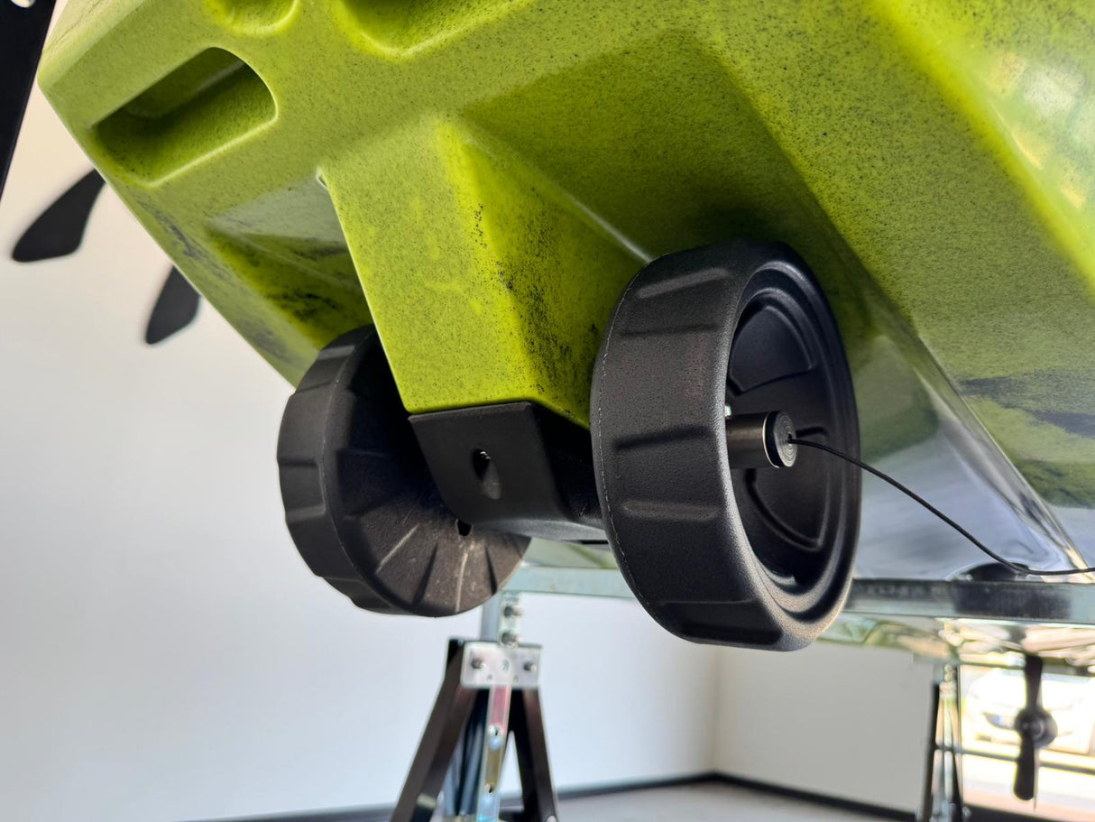 Kayak da pesca a Pedali divisibile Big Mama Triken 330 Live S, con ruote e vasca del vivo - SCAFO GRIGIO NERO, gavone NERO