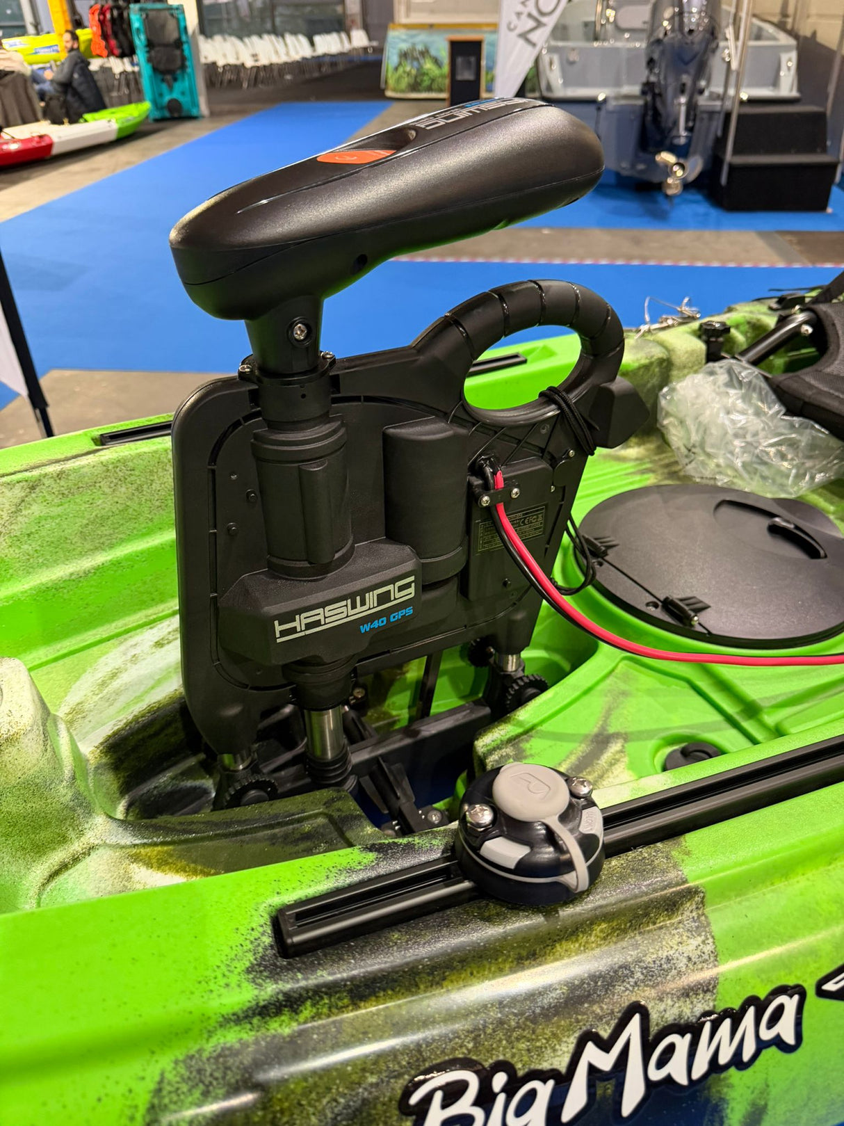 Haswing Italia W40 motore kayak GPS, Ancora, rotta, adatto a kayak con Pinne, S300, S500 Hobie- Prenotabile