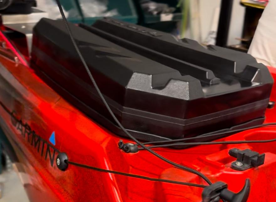 Coperchio rialzato gavone anteriore per triken 330, 380 e 405, versione rialzata h12 per maggiore capienza vano