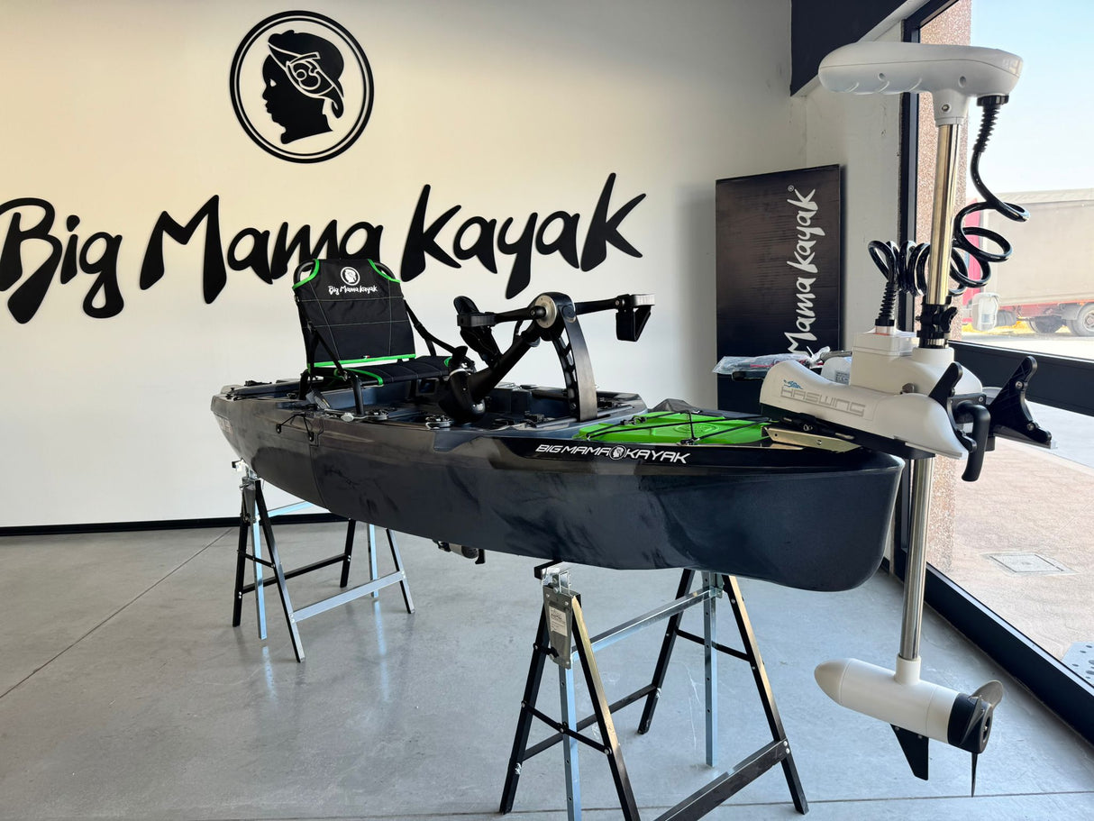 Kayak Fishing con motore di prua GPS Haswing 55lb + Pedali divisibile Big Mama Triken 330 S live, con ruote e vasca del vivo
