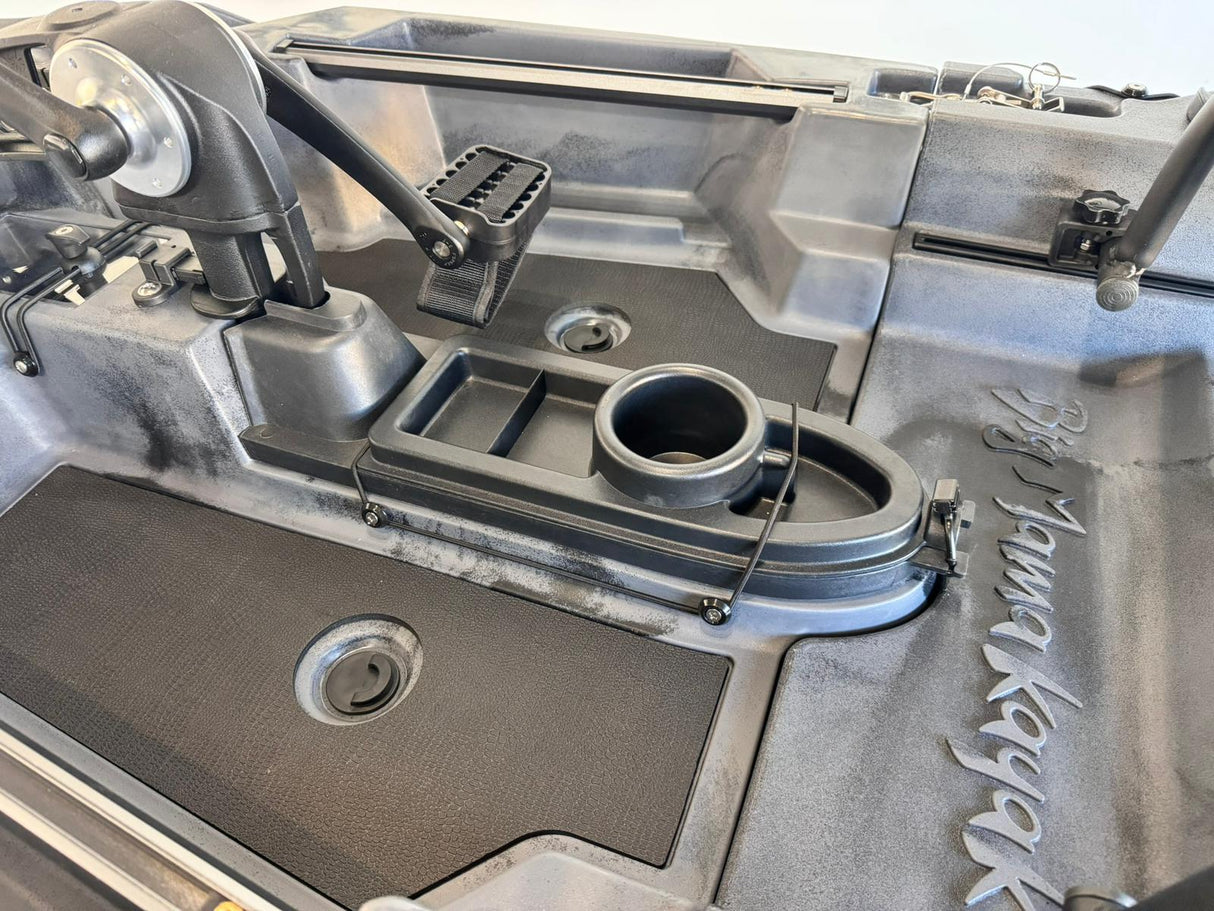 Kit 5cv composto da : Kayak da pesca a pedali Big Mama Triken 330 S divisibile + Garmin Striker vivid 5 + Kit braccetto