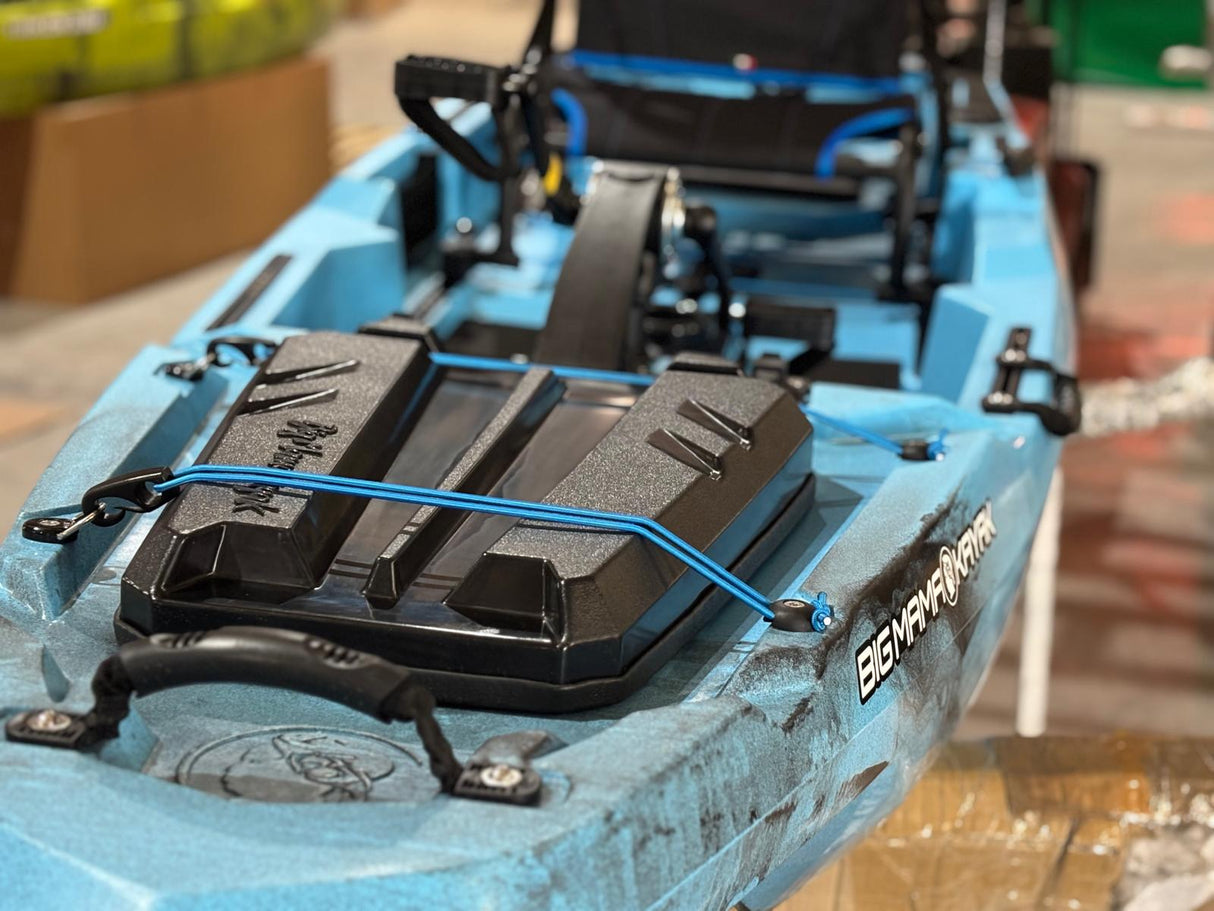 Offerta Febbraio Kayak a pedali BIG MAMA KAYAK A PEDALI TRIKEN 330 - incluso Pedali, portacanne, Pagaia, Omaggio gavone rettangolare e Gilet Colore Azzurro Sky