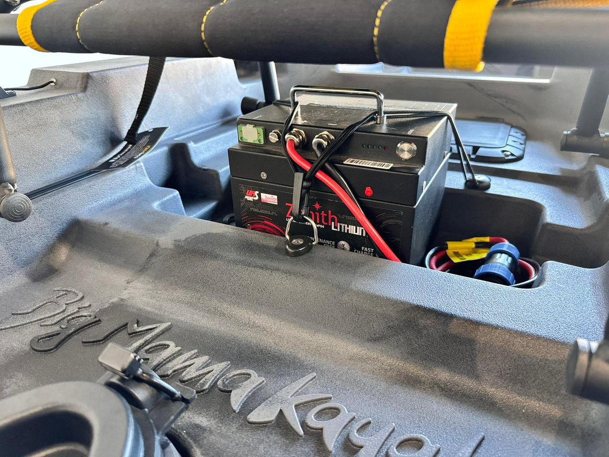 Kayak fishing a Pedali divisibile Big Mama Triken 330 S divisibile + supporto motore centrale + motore Minn Kota RIPTIDE TRANSOM 40 + pedaliera