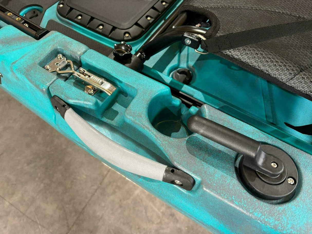 Kayak monoposto divisibile a pedali con pinne Big Mama START S500 componibile + motore Bixpy K1 Angler PRO Kit Outboard con batteria inclusa PP-768 Wh + Adattatore Low Profile Thruhull Pedal Drive