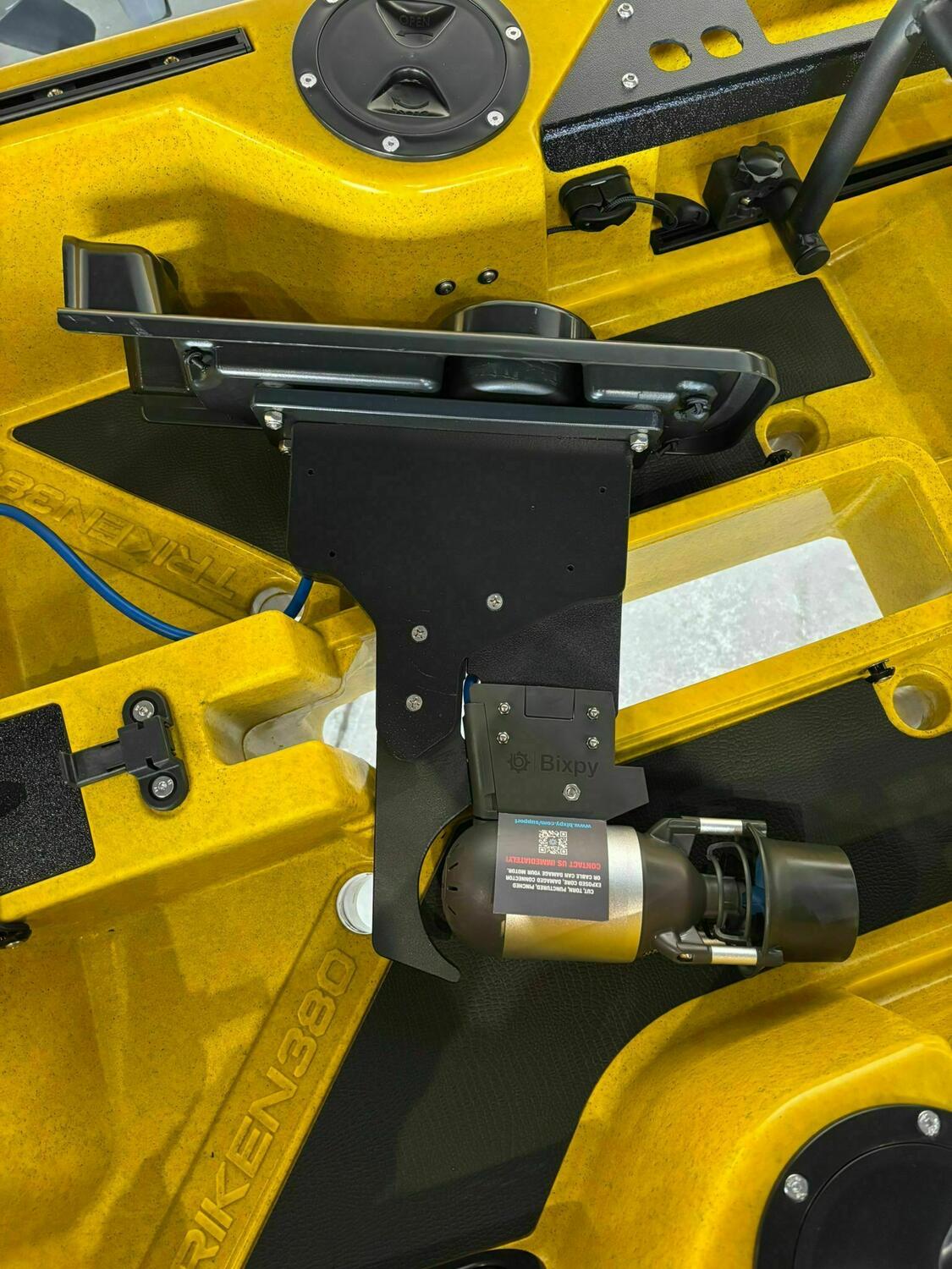 Motore elettrico per kayak Bixpy K1 Angler PRO Kit Outboard con batteria inclusa PP-768 Wh + Adattatore Hoodoo Pedal Drive