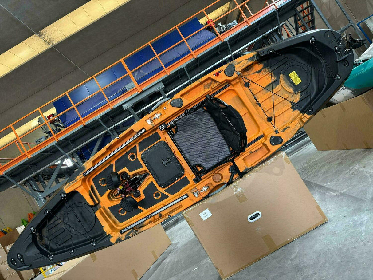 Kayak monoposto divisibile a pedali con pinne Big Mama START S500 componibile + motore Bixpy K1 Angler PRO Kit Outboard con batteria inclusa PP-768 Wh + Adattatore Low Profile Thruhull Pedal Drive