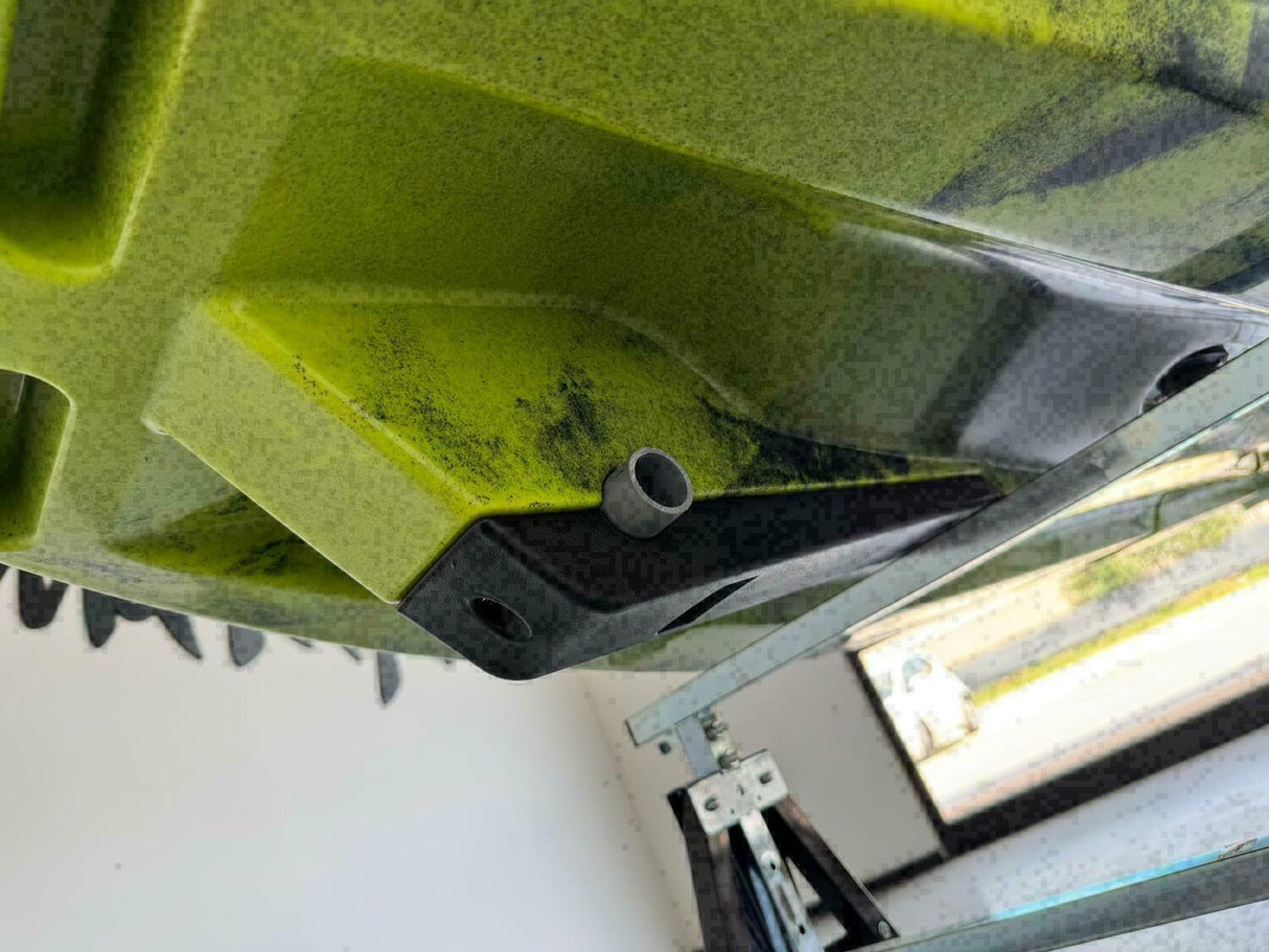 canoa monoposto divisibile a pedali con elica BIG MAMA KAYAK TRIKEN 330 LIVE S componibile + motore Bixpy K1 Angler PRO Kit Outboard con batteria inclusa PP-768 Wh + Adattatore centrale vano copripedali