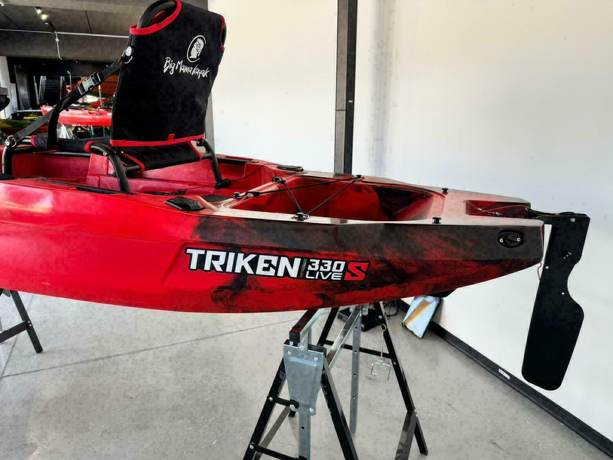 canoa monoposto divisibile a pedali con elica BIG MAMA KAYAK TRIKEN 330 LIVE S componibile + motore Bixpy K1 Angler PRO Kit Outboard con batteria inclusa PP-768 Wh + Adattatore centrale vano copripedali