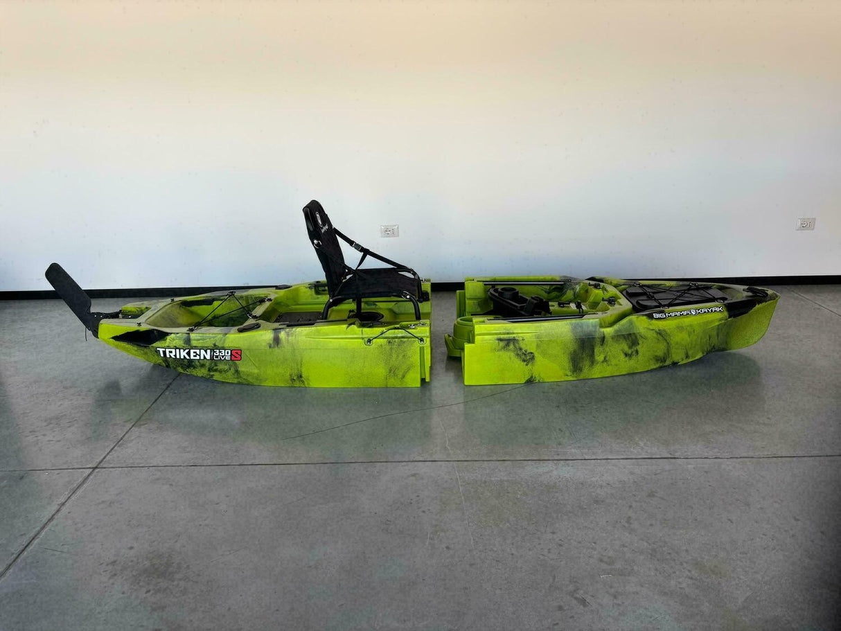 canoa fishing a Pedali divisibile Big Mama Triken 330 Live S, con ruote e vasca del vivo + ecoscandaglio Garmin Striker Vivid 7CV + kit braccetto display