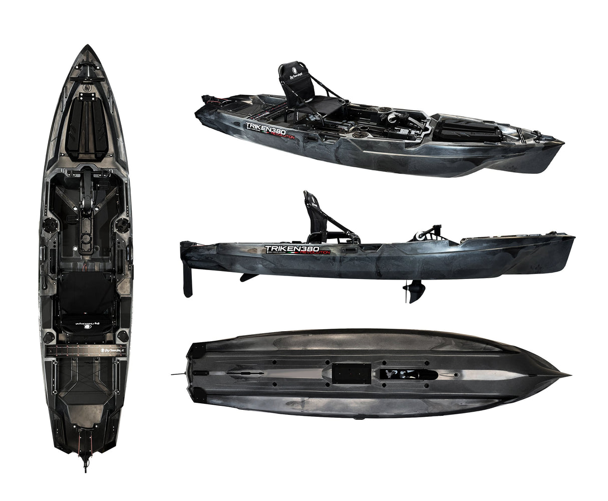 Kayak a pedali a pedali Triken 380 REV total black - Canoa monoposto fishing 4 portacanne, 2 gavoni, timone, sistema a pedali, sedile rialzato - Big Mama Kayak