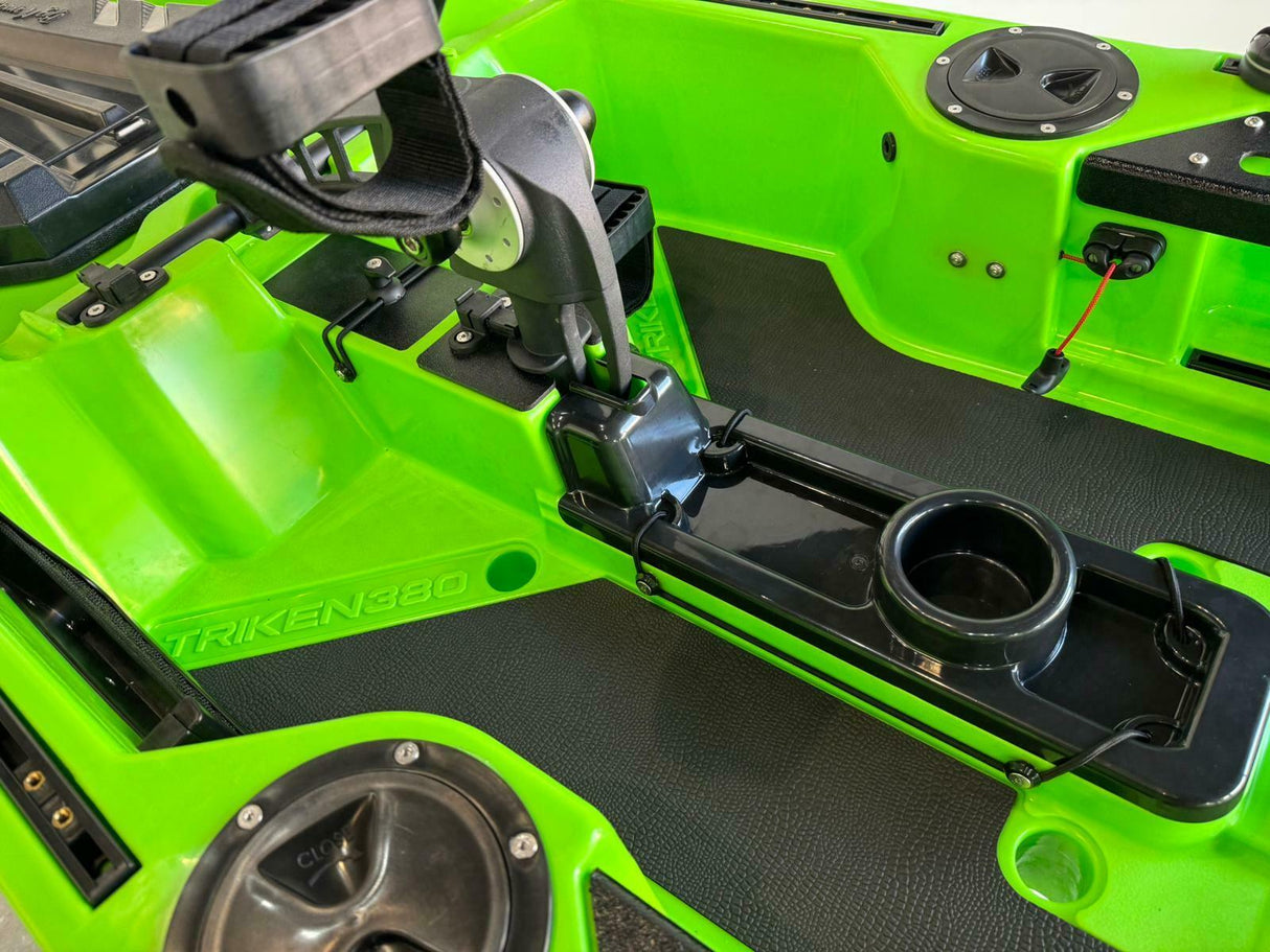 Big Mama Kayak a pedali triken 380 + garmin striker vivid 7cv ecoscandaglio + trasduttore + kit braccetto display