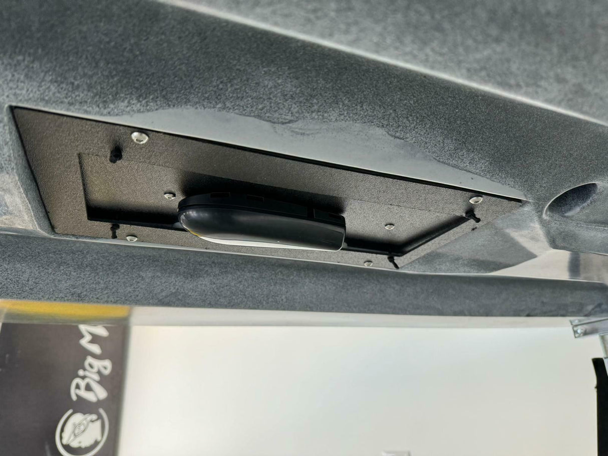 Big Mama Kayak a pedali triken 380 + garmin striker vivid 7cv ecoscandaglio + trasduttore + kit braccetto display