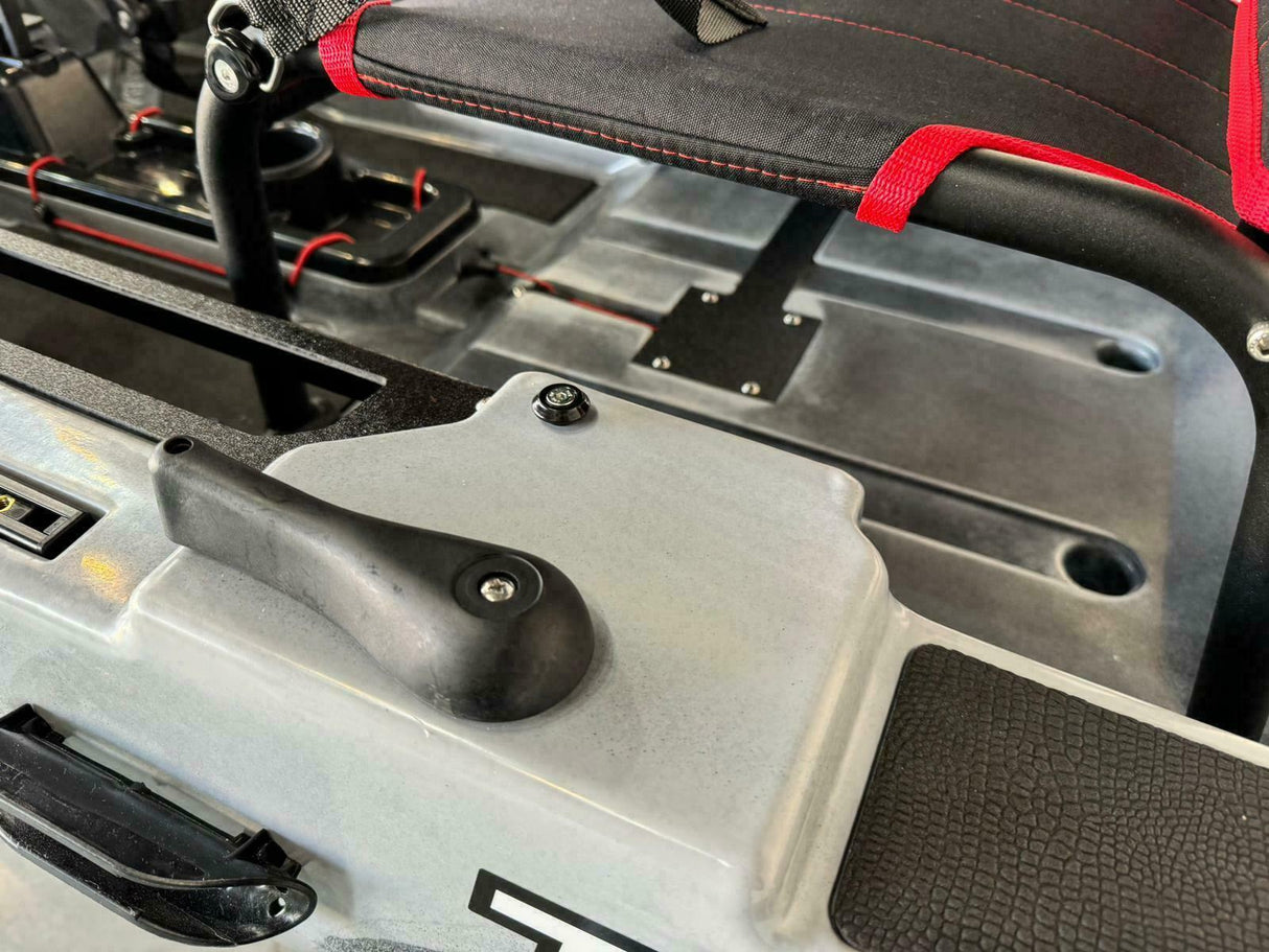 Big Mama Kayak a pedali triken 380 + garmin striker vivid 7sv ecoscandaglio + trasduttore + kit braccetto display