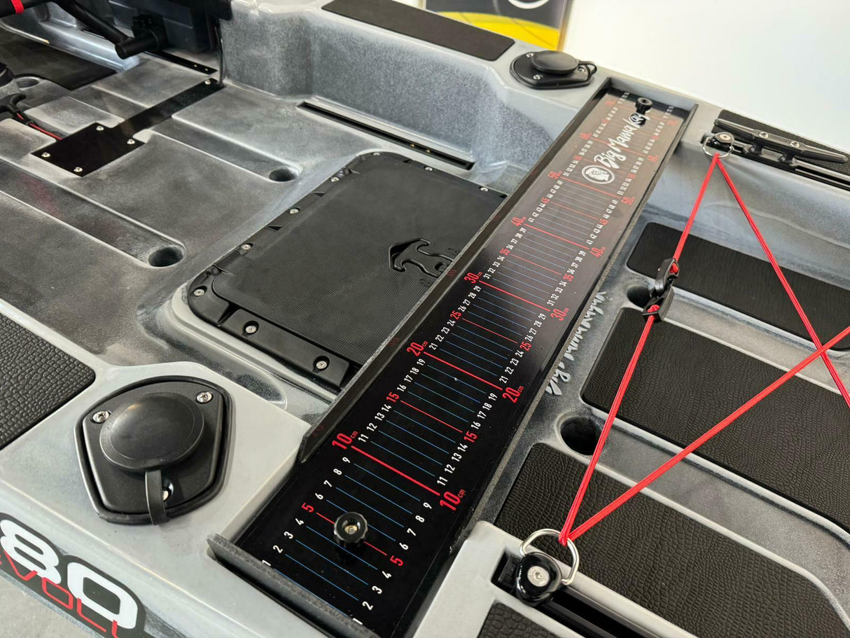 Big Mama Kayak a pedali triken 380 + garmin striker vivid 7cv ecoscandaglio + trasduttore + kit braccetto display