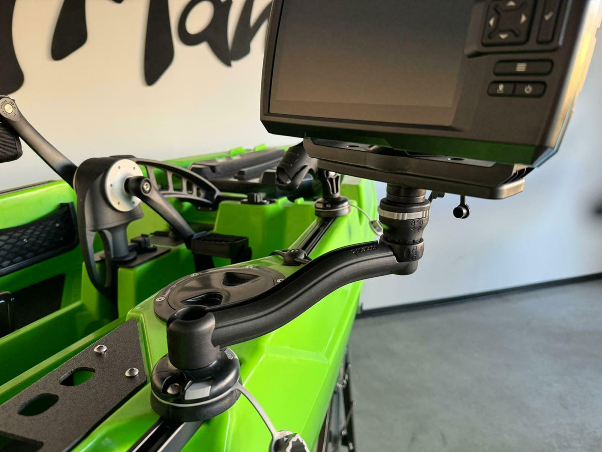 Big Mama Kayak a pedali triken 380 + garmin striker vivid 7cv ecoscandaglio + trasduttore + kit braccetto display