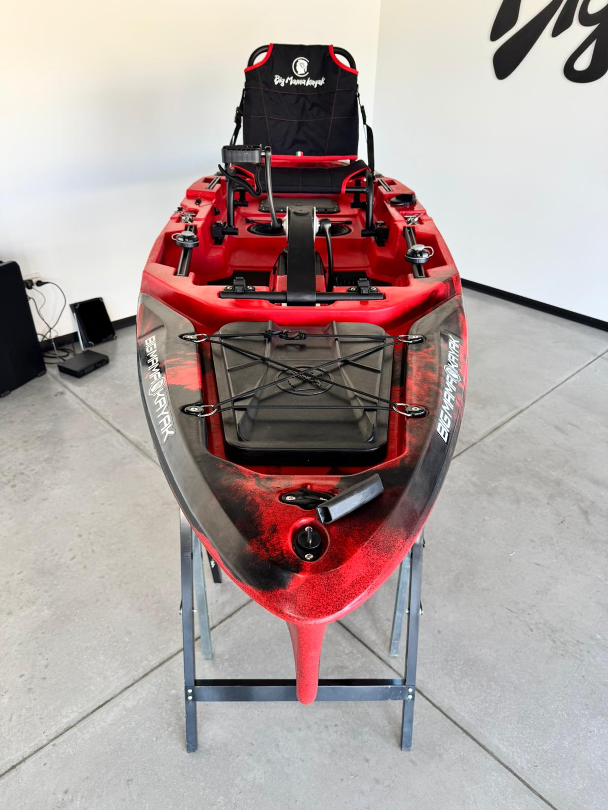 Kayak Fishing con motore di prua GPS Haswing 55lb + Pedali divisibile Big Mama Triken 330 S live, con ruote e vasca del vivo