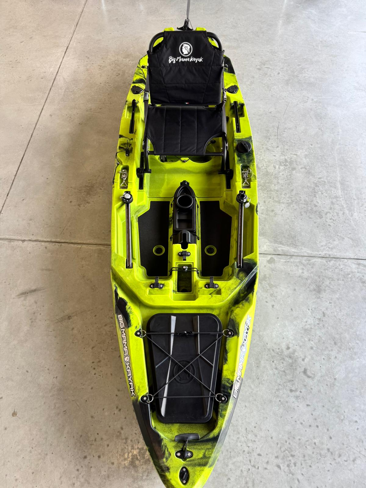 Kayak Fishing con motore di prua GPS Haswing 55lb + Pedali divisibile Big Mama Triken 330 S live, con ruote e vasca del vivo