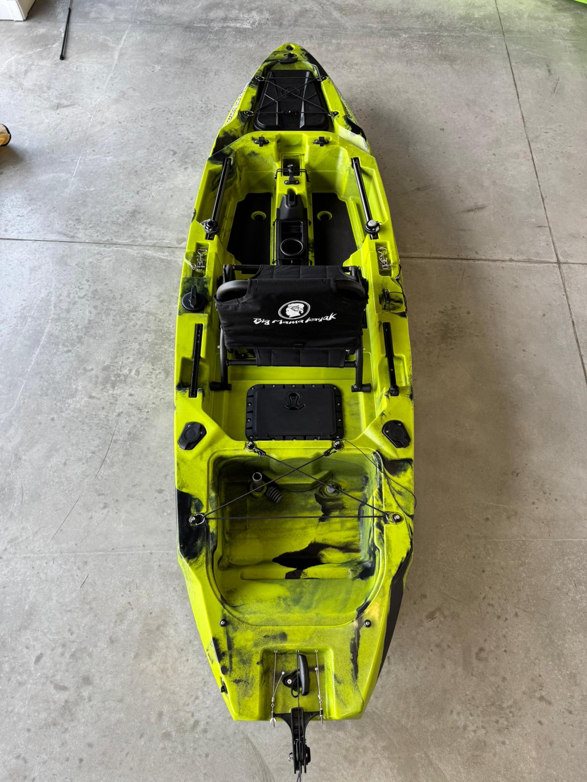 Kayak Fishing con motore di prua GPS Haswing 55lb + Pedali divisibile Big Mama Triken 330 S live, con ruote e vasca del vivo