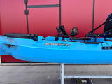 Kayak a Motore Triken 380 REV. con Garmin Force current, telecomando e controllo a pedali col. azzurro sky