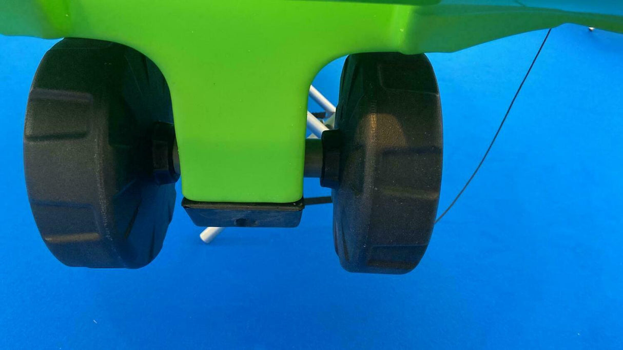 Canoa biposto da pesca - Mojito Fishing Big Mama Kayak - kayak 380 cm - 2 posti adulto + 1 posto bambino + 2 gavoni + 2 ruote integrate + 2 pagaie + 2 seggiolini + 4 portacanne- bianco