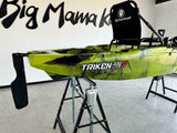 canoa monoposto divisibile a pedali con elica BIG MAMA KAYAK TRIKEN 330 LIVE S componibile + motore Bixpy K1 Angler PRO Kit Outboard con batteria inclusa PP-768 Wh + Adattatore centrale vano copripedali