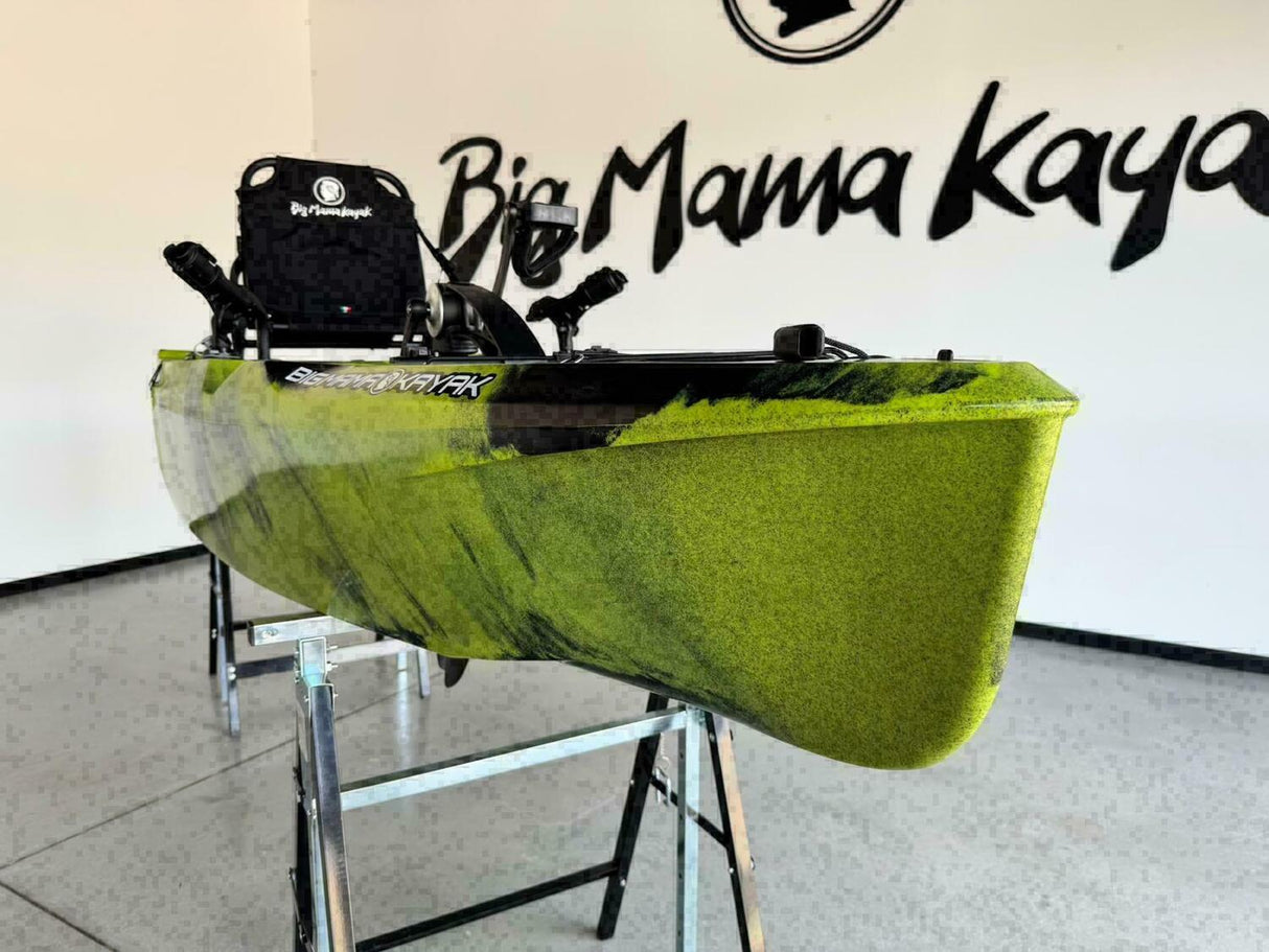 canoa monoposto divisibile a pedali con elica BIG MAMA KAYAK TRIKEN 330 LIVE S componibile + motore Bixpy K1 Angler PRO Kit Outboard con batteria inclusa PP-768 Wh + Adattatore centrale vano copripedali